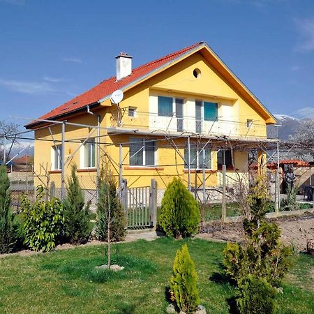 Вила в с. Габарево, Долината на Розите. Gabarevo Екстериор снимка